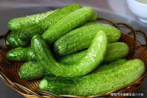 娱乐吃瓜酱摆烂,揭秘娱乐圈摆烂现象背后的真相